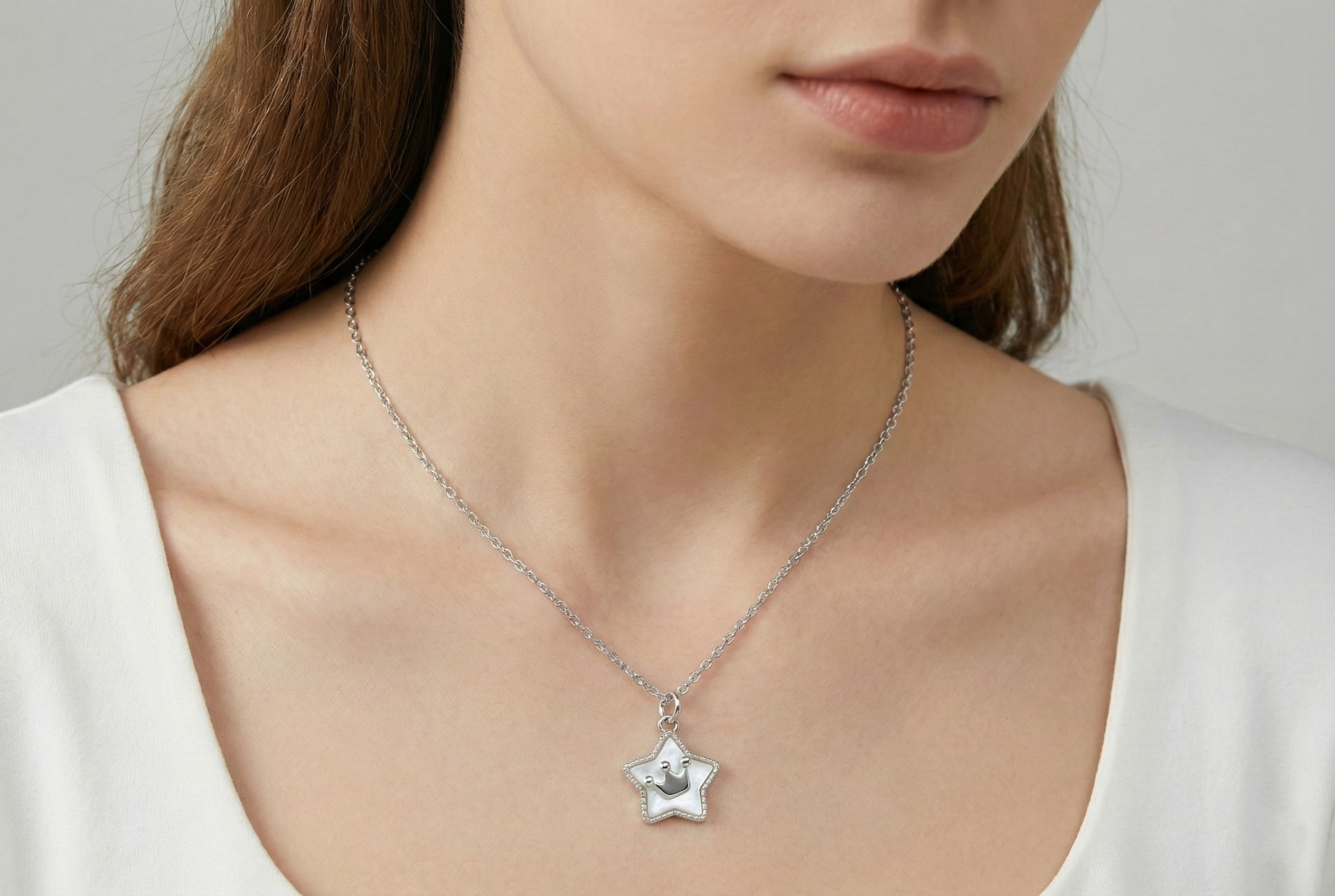 Pearl Core Star Queen Necklace