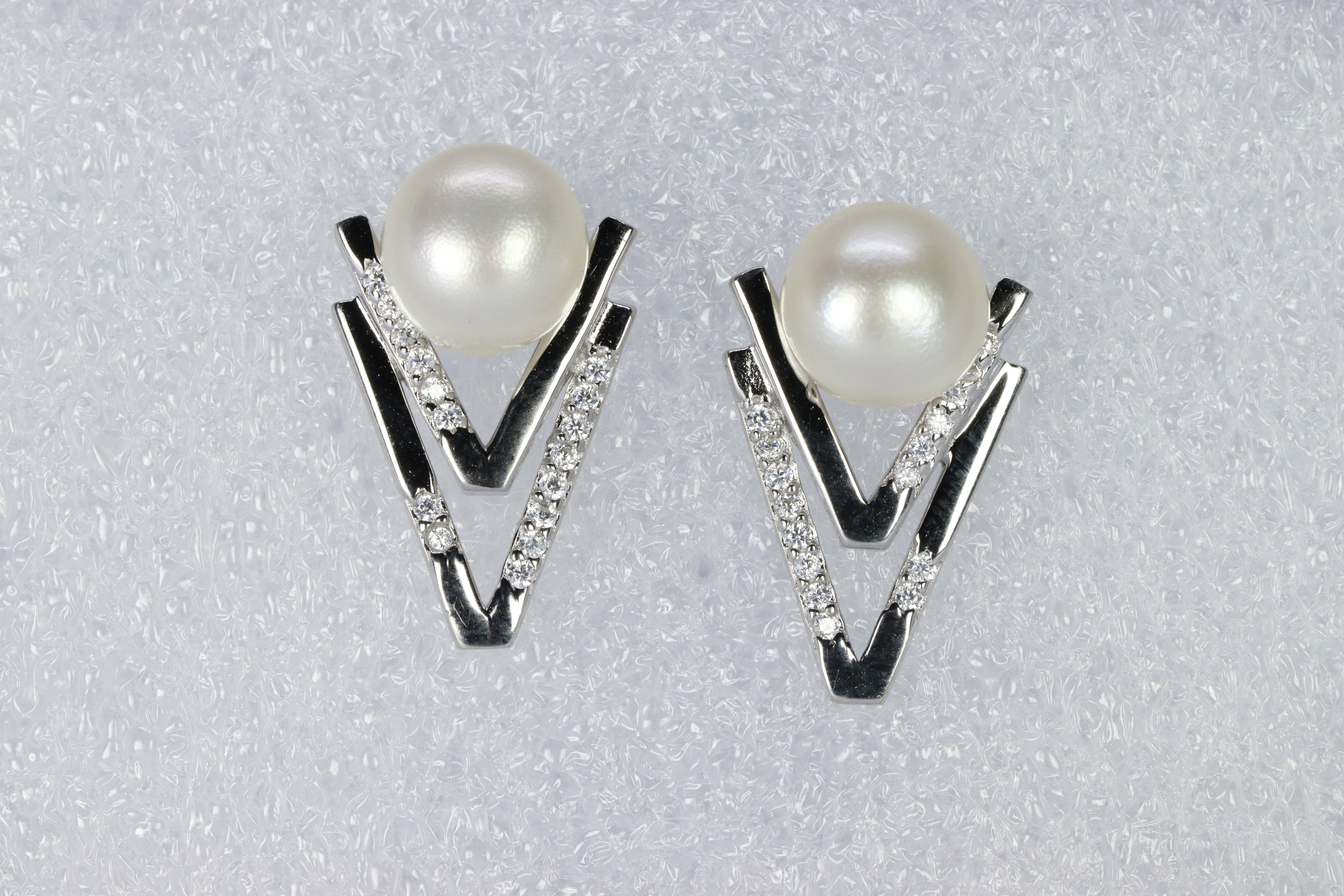 Modern V-Shape Pearl Studs