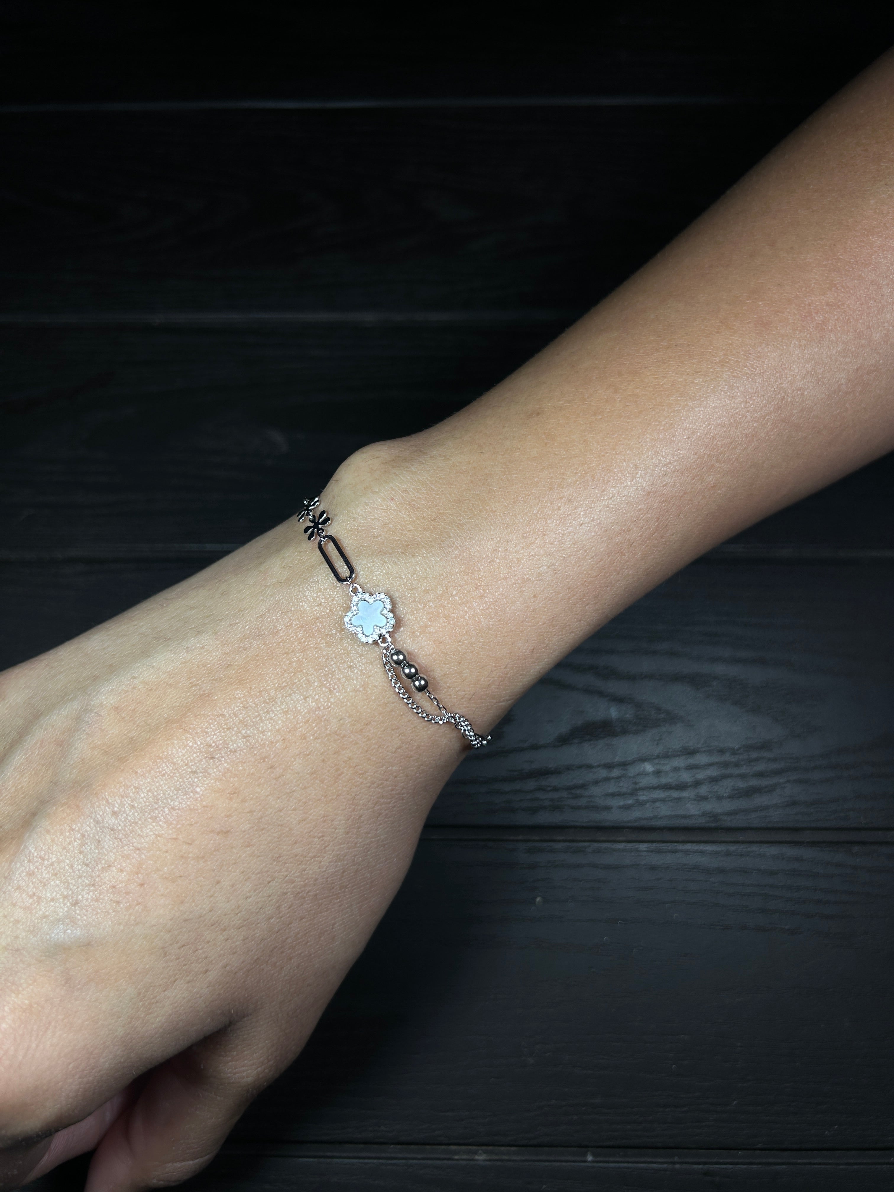 Little Pearl Clover Silver Bracelet